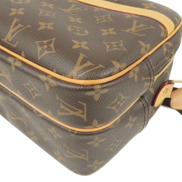 Reporter PM Monogram Canvas Shoulder Bag - Picture 6 of 9